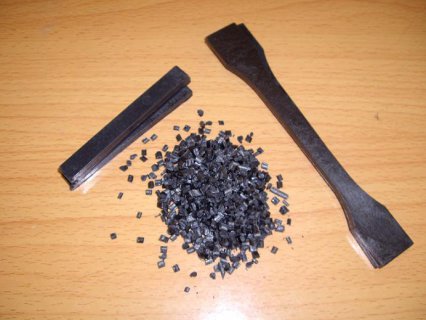 工程塑料拖链按原料分为原包塑料和再生塑料